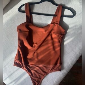 Lulu’s burnt orange bodysuit size S